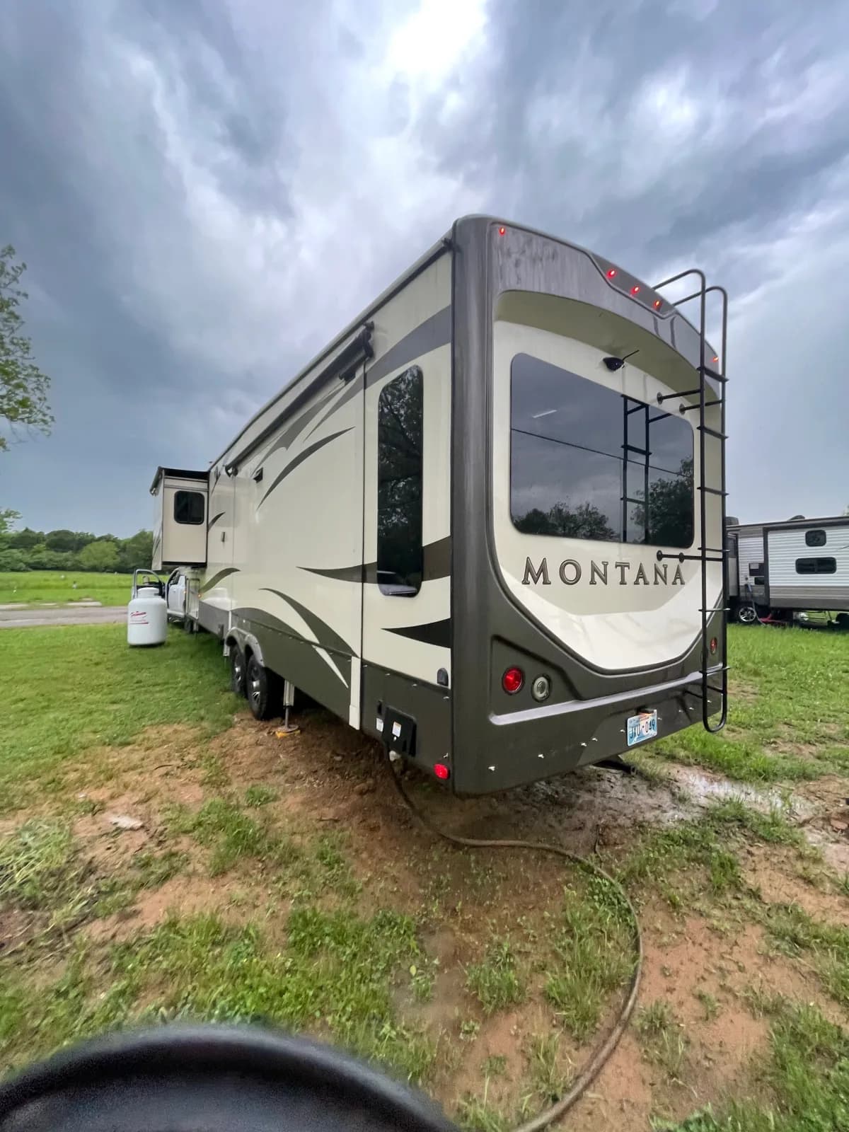 Montana fifth-wheel at a sunny stop